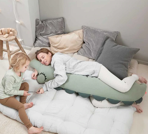 Le coussin de maternité pour maman et bébé