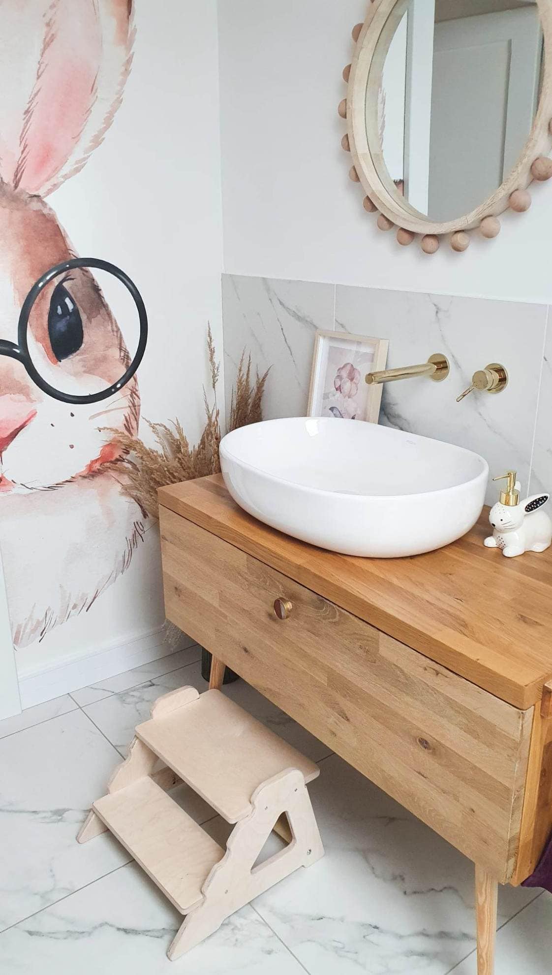 Tabouret escabeau MAMOI 2 marches – Bois naturel, universel et sécurisé