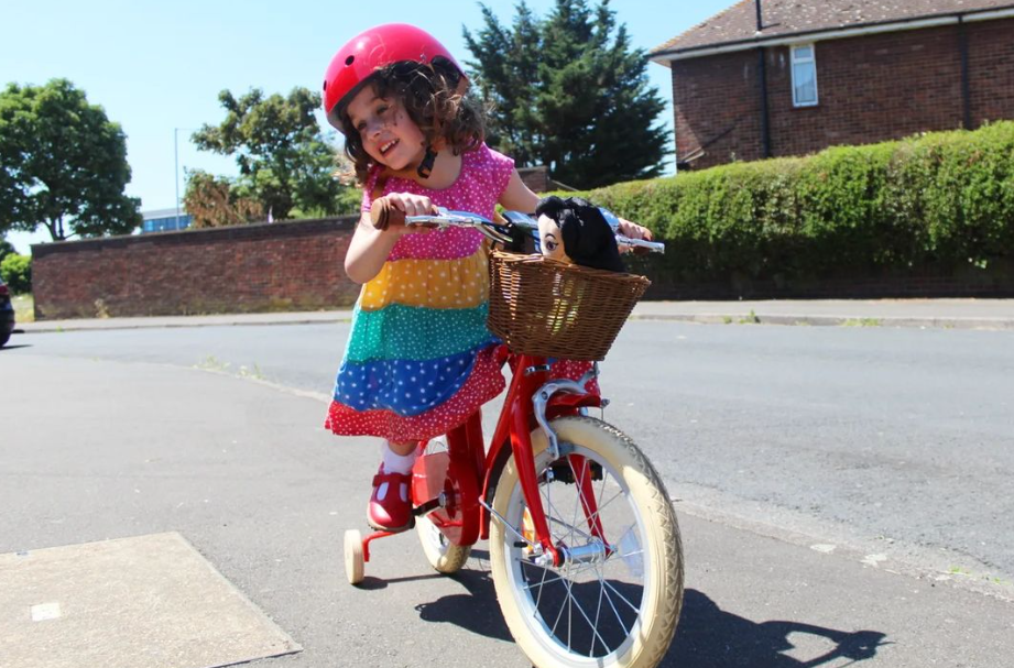 Moonbug 16" Wheel Junior Bikes Bobbin