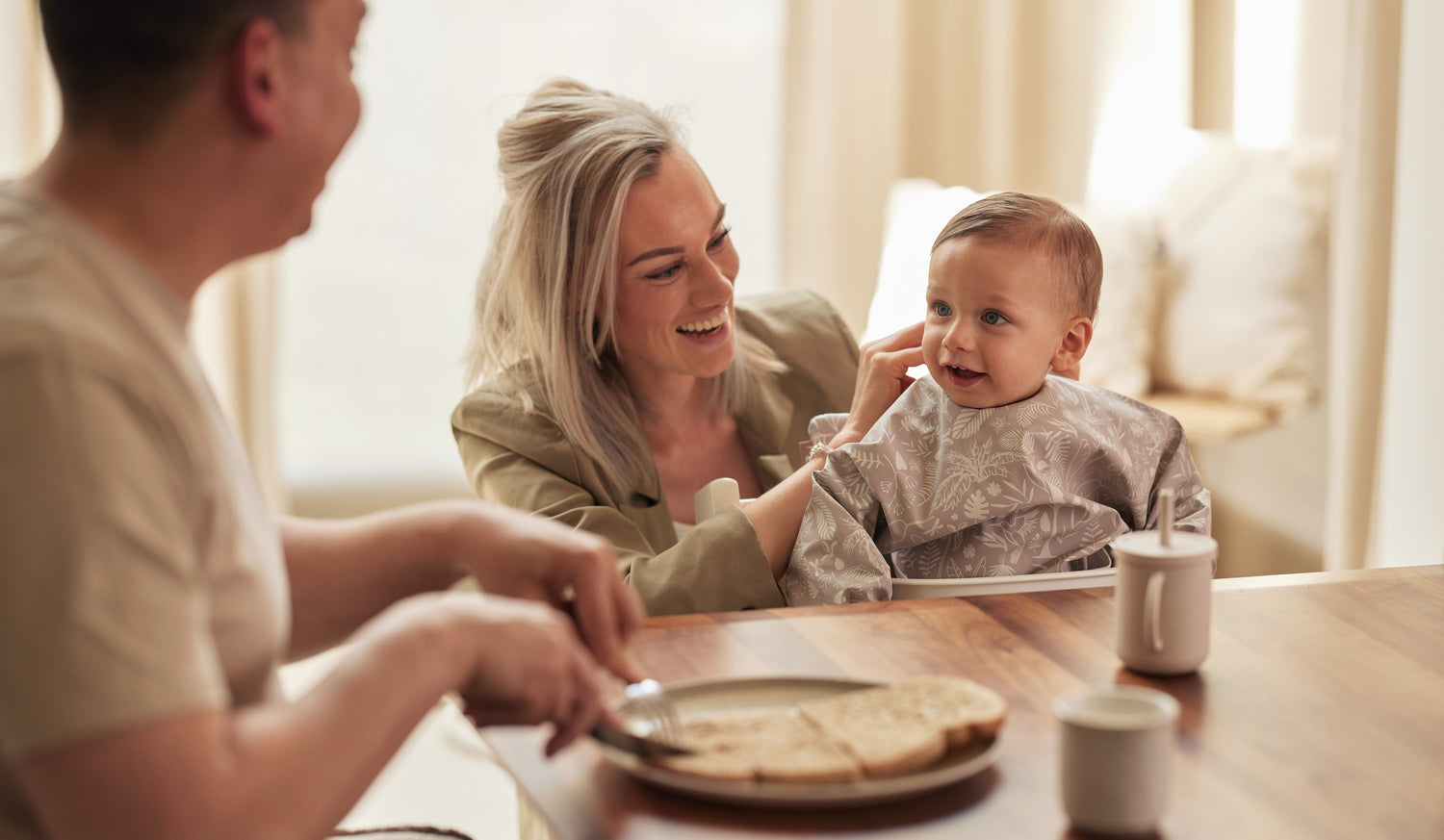 Découvrez la différence entre les congés maternité et paternité sur Babykare.fr