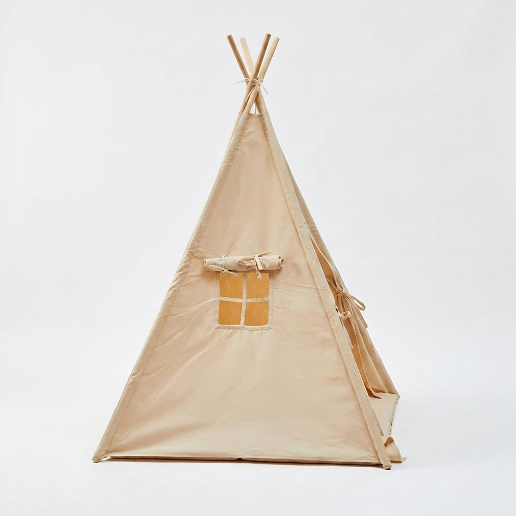 Tipi enfant avec tapis avec guirlandes